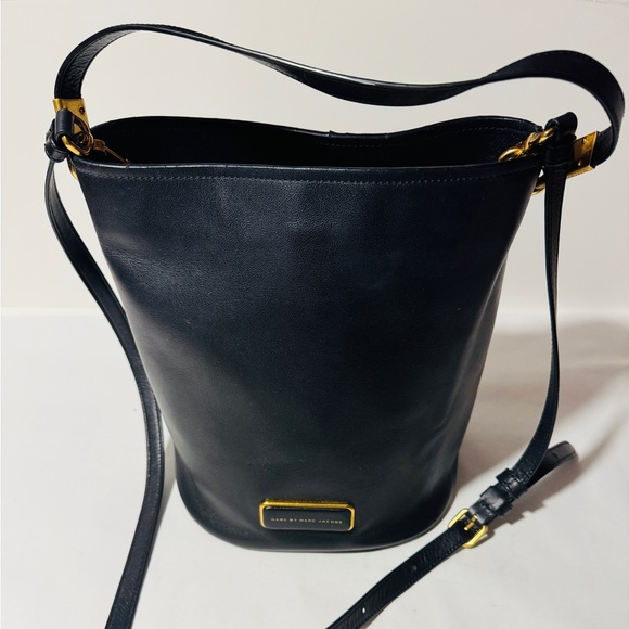 Marc by Marc Jacobs Ligero Bucket Convertible Crossbody Bag - Black - Picture 1 of 9
